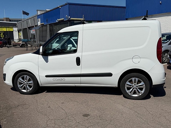 Opel Combo 8 of 13