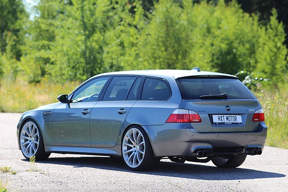 BMW M5 20 of 21
