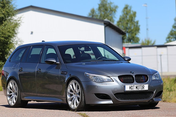 BMW M5 17 of 21