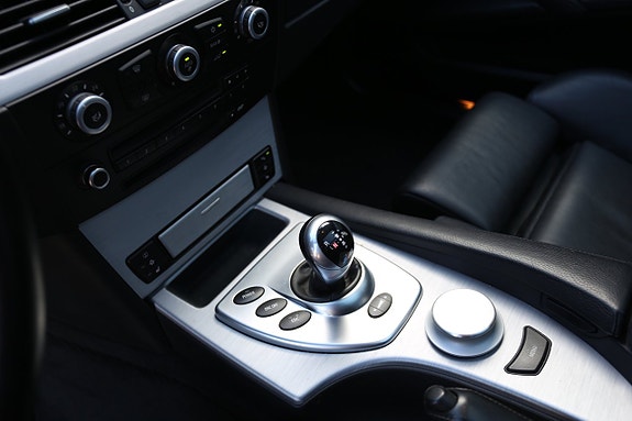 BMW M5 8 of 21