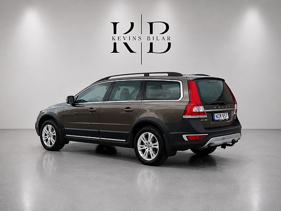 Volvo XC70 6 of 11