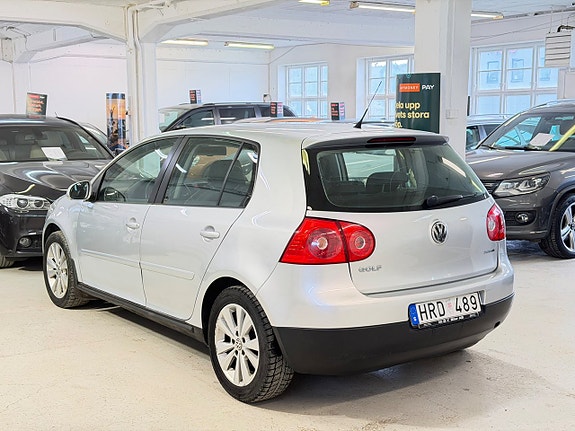 Volkswagen Golf-Serie 5 of 10