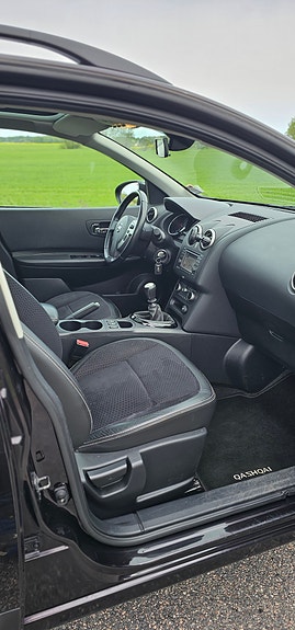 Nissan Qashqai 4 of 5