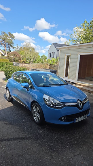 Renault Clio 2 of 5