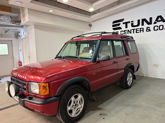 Land Rover Discovery 4 of 5
