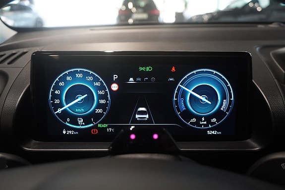 Hyundai Inster 10 of 15