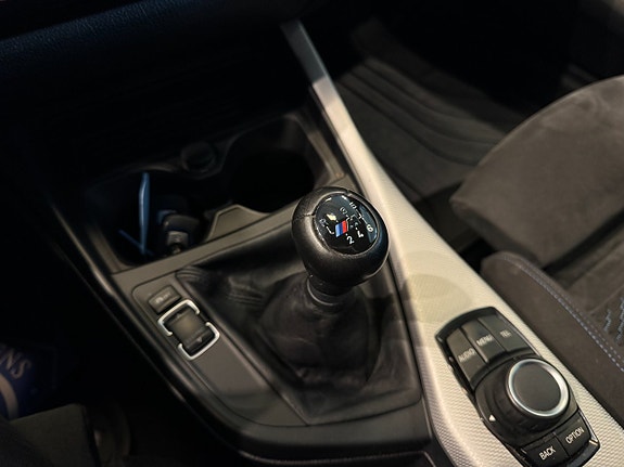 BMW 118i 15 of 24
