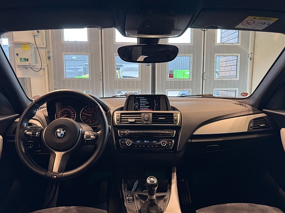BMW 118i 5 of 5