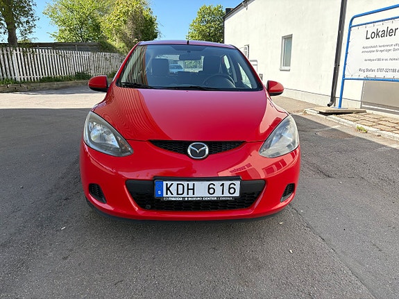 Mazda 2 8 of 8