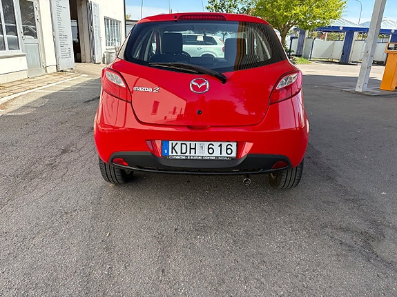 Mazda 2 7 of 8