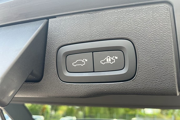 Volvo XC60 14 of 15