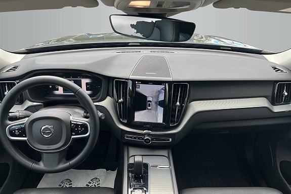 Volvo XC60 12 of 15