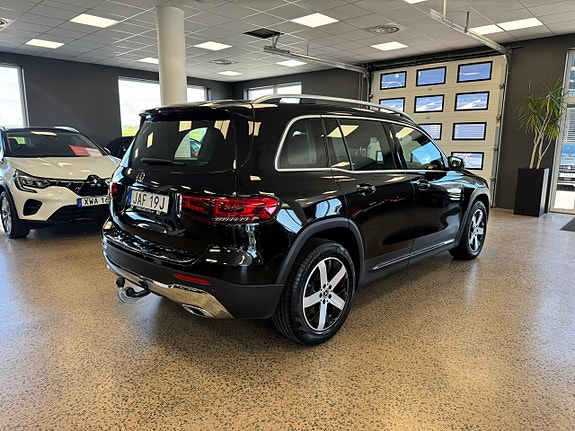 Mercedes-Benz GLB200 d 6 of 23