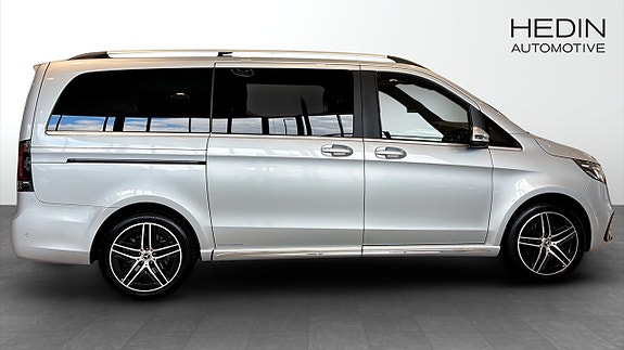 Mercedes-Benz V300 d 6 of 12