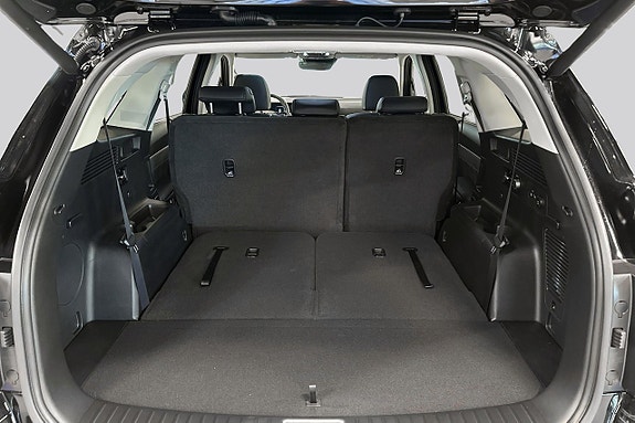 Kia Sorento 14 of 24