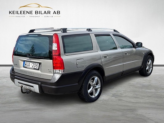 Volvo XC70 8 of 21