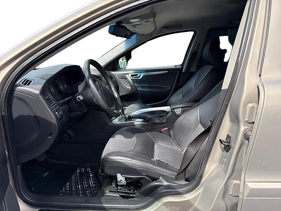 Volvo XC70 15 of 21