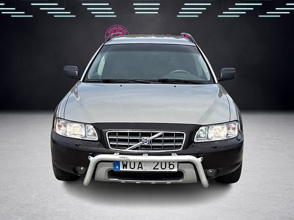 Volvo XC70 4 of 5