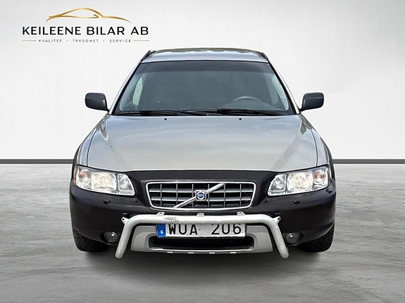 Volvo XC70 3 of 21
