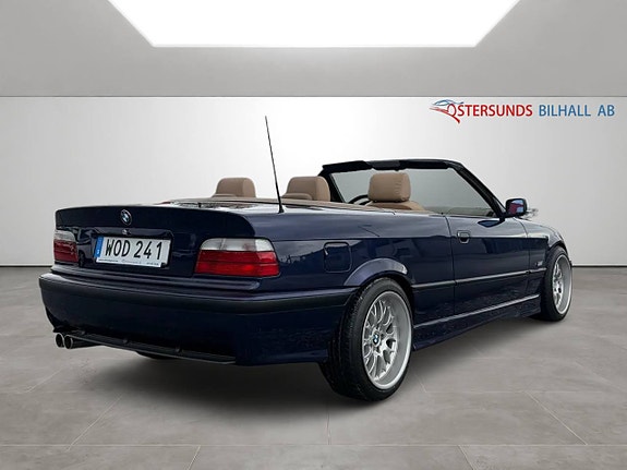 BMW 320 7 of 22