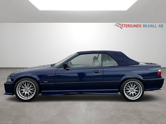 BMW 320 17 of 22
