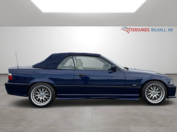 BMW 320 19 of 22