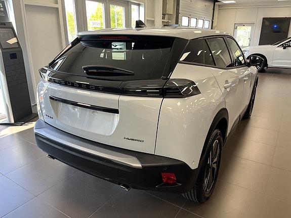 Peugeot 2008 3 of 5