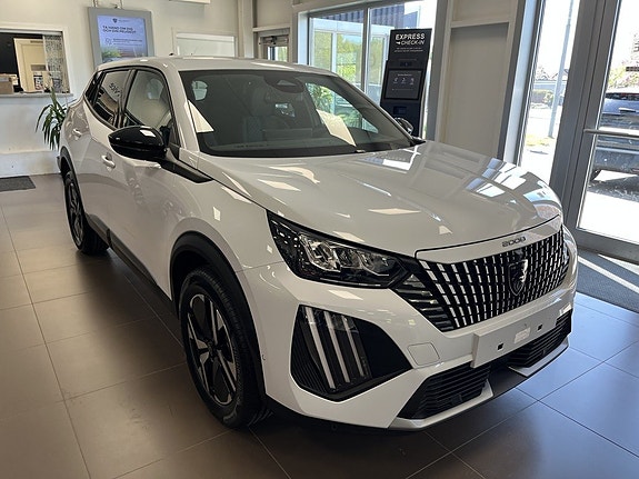 Peugeot 2008 4 of 5