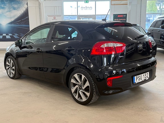 Kia Rio 2 of 13