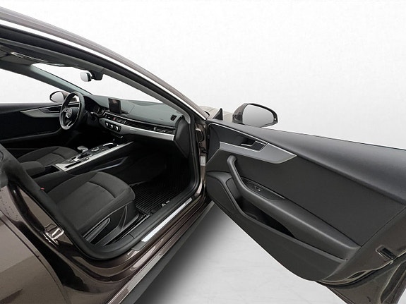 Audi A5 28 of 30