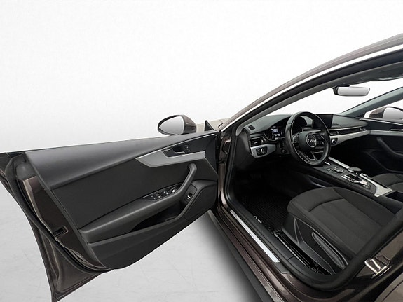 Audi A5 10 of 30