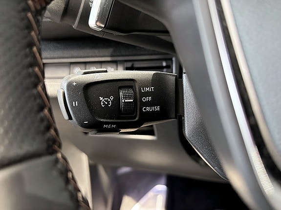 Peugeot 5008 8 of 18