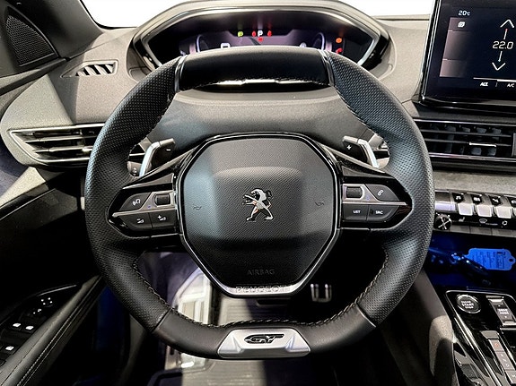 Peugeot 5008 7 of 18