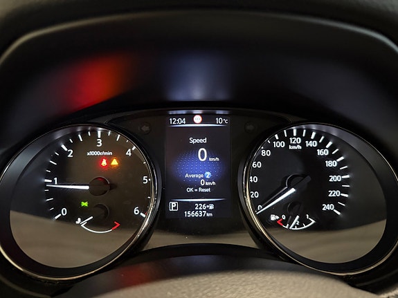 Nissan X-Trail 18 of 22