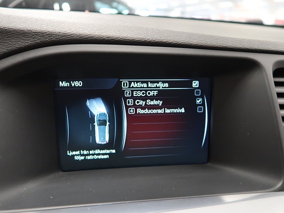 Volvo V60 22 of 30