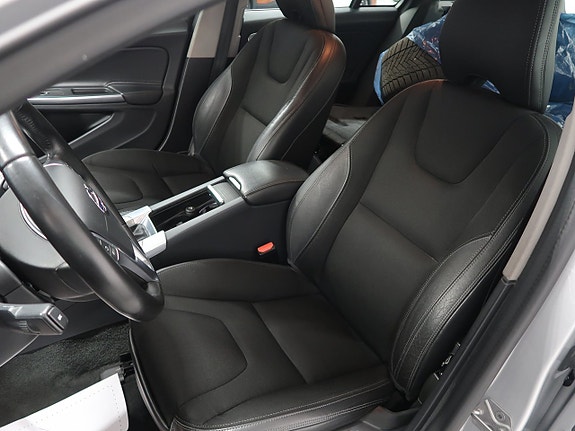 Volvo V60 15 of 30