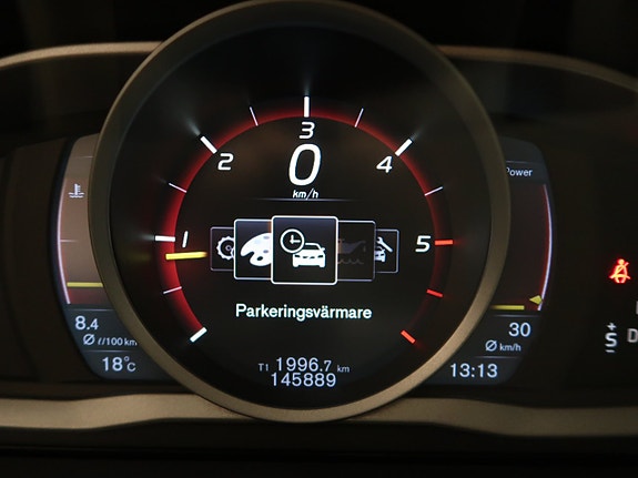 Volvo V60 19 of 30