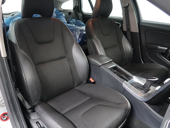 Volvo V60 17 of 30