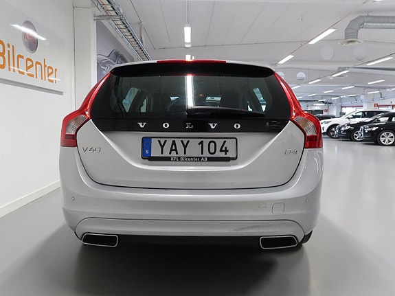 Volvo V60 7 of 30