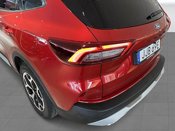 Ford Kuga 7 of 24
