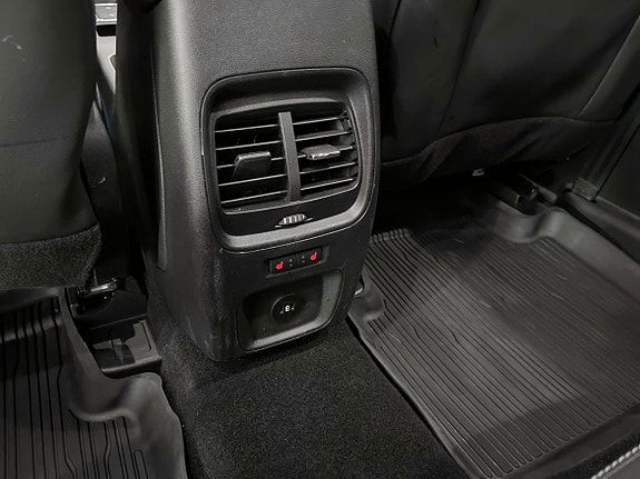 Ford Kuga 12 of 24