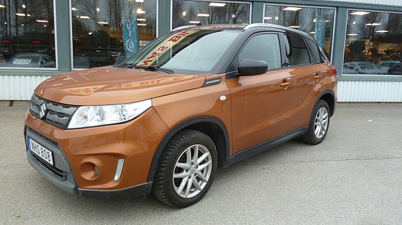 Suzuki Vitara 2 of 8