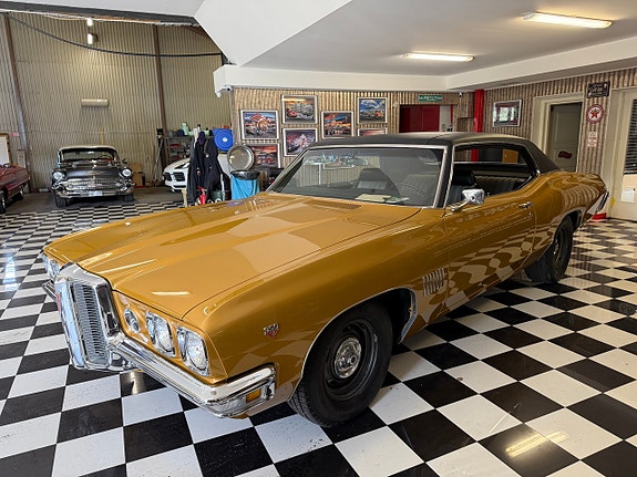 Pontiac 2+2 5 of 24