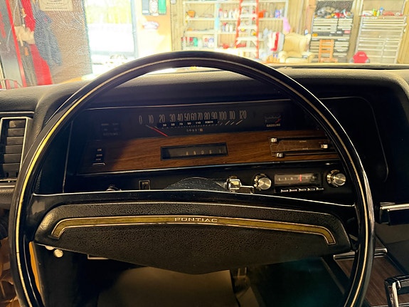 Pontiac 2+2 15 of 24