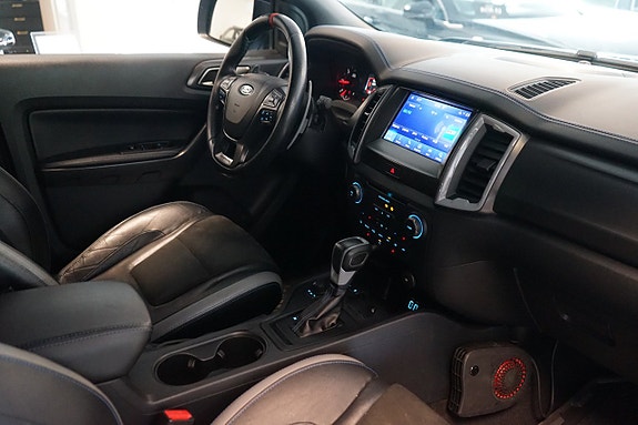Ford Ranger Raptor 17 of 27