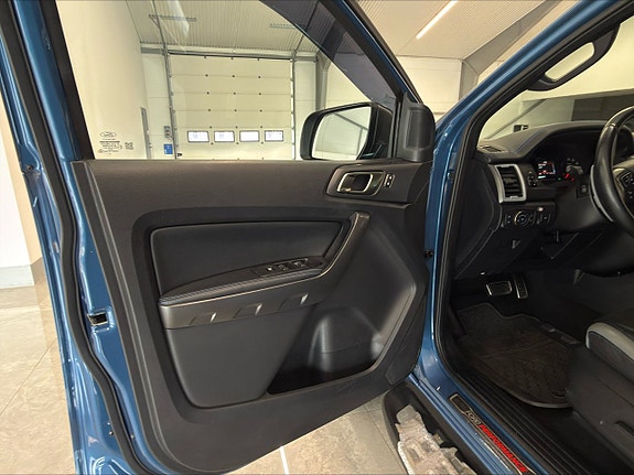 Ford Ranger Raptor 4 of 5