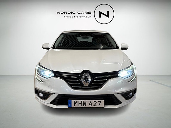Renault Megane IV 4 of 5
