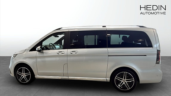Mercedes-Benz V300 d 6 of 12