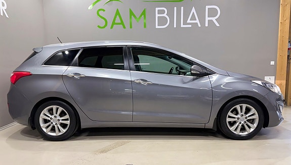 Hyundai i30 2 of 18