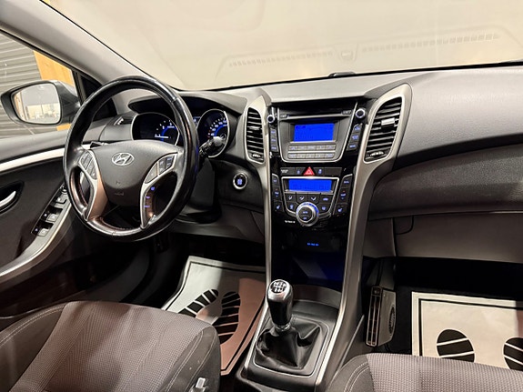 Hyundai i30 11 of 18